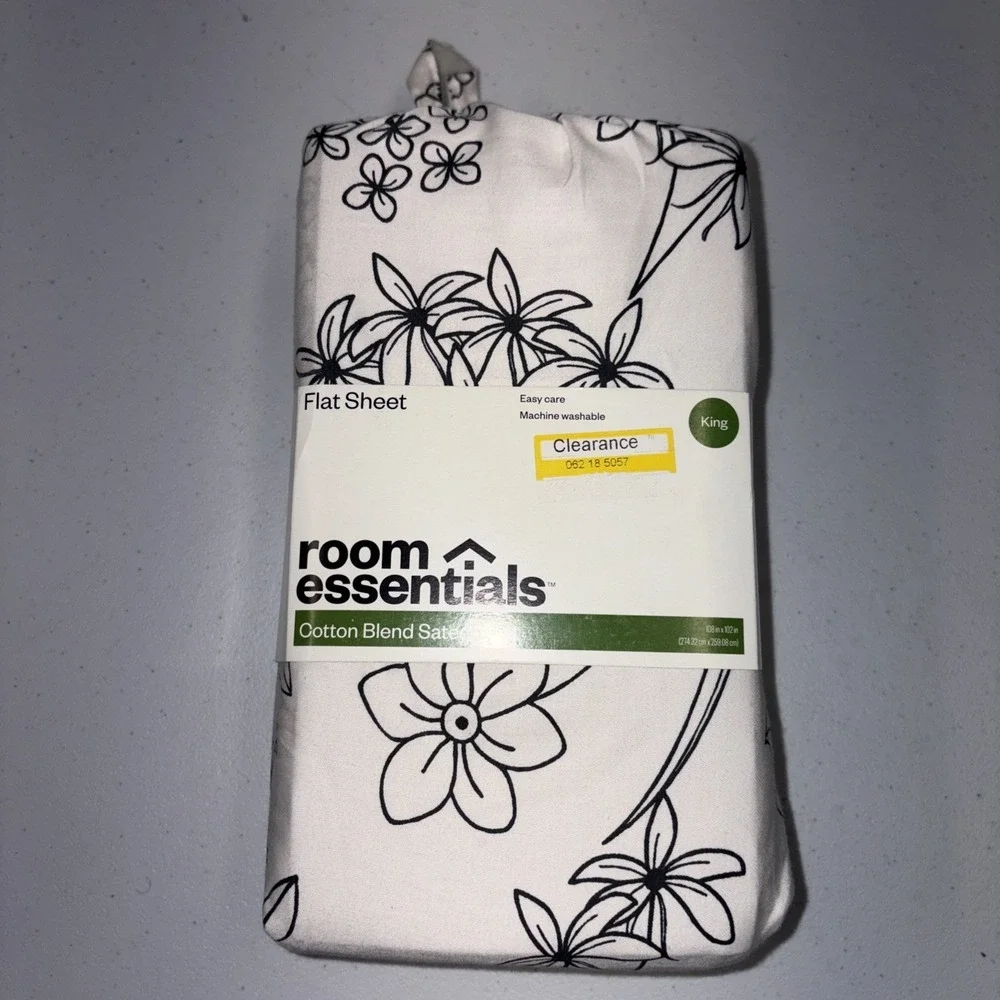Room Essentials Easy Care Cotton Blend Sateen Flat Sheet Gray Floral King-